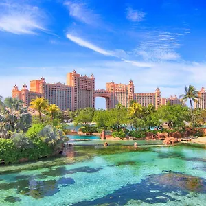 אתר נופש The Royal At Atlantis, Creek Village